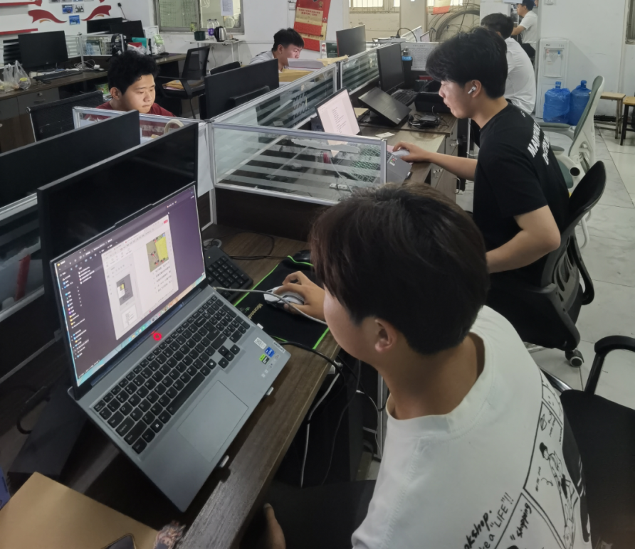 喜報！我校9名學(xué)子在2025年河南省大學(xué)生測繪學(xué)科創(chuàng)新創(chuàng)業(yè)智能大賽中斬獲佳績